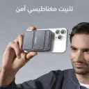 انكر 622 MagGo magnetic alignment while charging a compatible iPhone
