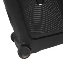 لقطة مقربة لعجلة النقل عليها شعار JBL PartyBox Stage 320 في ركن القاعدة - كايرو فولت