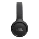 سماعة JBL Tune 520BT سوداء من الجانب وشعار JBL على السماعة - كايرو فولت